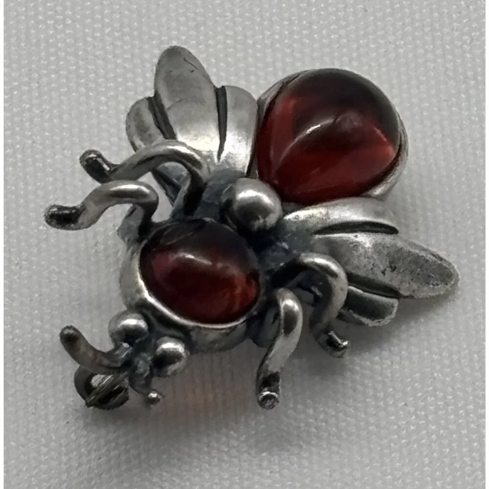 Vintage Sterling Silver .925 and Amber Bee Pin or Brooch, Marked "925" Unsigned~ - Picture 5 of 13